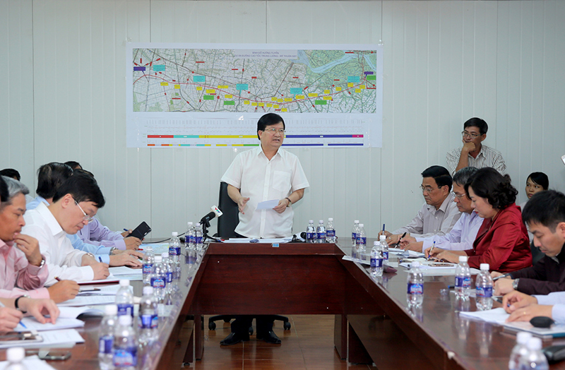  Phó Thủ tướng Trịnh Đình Dũng yêu cầu Bộ GTVT báo cáo tổng thể hệ thống hạ tầng giao thông vận tải vùng ĐBSCL. Ảnh: VGP