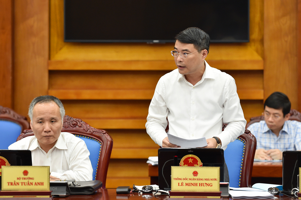  Thống đốc NHNN Lê Minh Hưng phát biểu tại phiên họp.  Ảnh: VGP