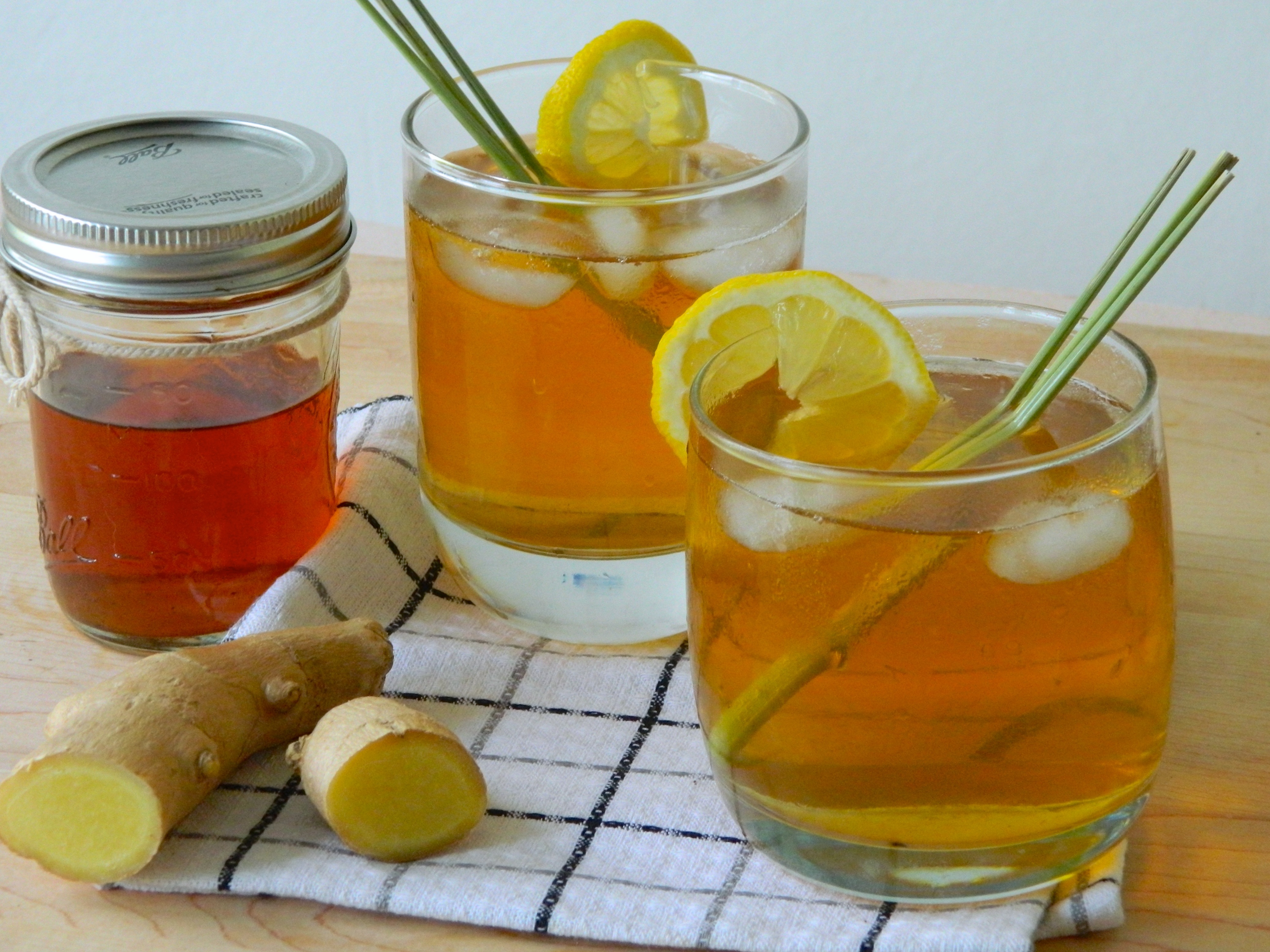 Sử dụng kèm các đồ uống như: Nước đường, mật ong, sữa... có công dụng giải rượu