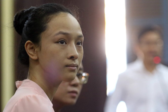  Hoa hậu Trương Hồ Phương Nga tại phiên xét xử ngày 29/6. Ảnh: Tuổi trẻ