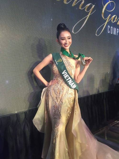  Hà Thu là thí sinh Việt Nam được nhiều giải thưởng phụ nhất tại Miss Earth