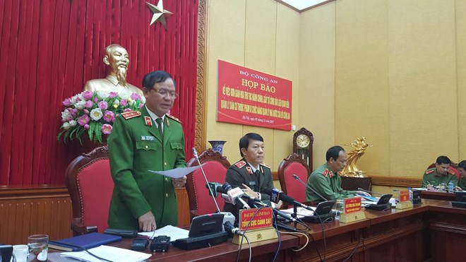  Trung tướng Trần Văn Vệ trong buổi họp sáng nay. Ảnh: PV/Vietnam+