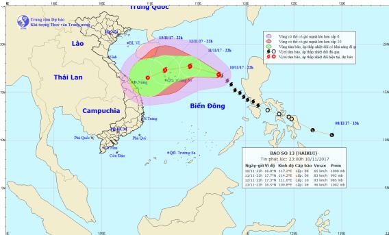  Vị trí và hướng đi của cơn bão số 13 trên biển Đông. Ảnh: TTDBKTTVTW