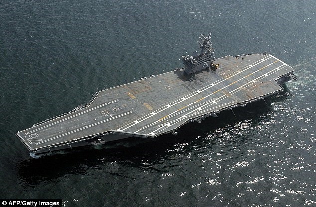  Máy bay quân sự Mỹ gặp nạn khi đang trên đường đến tàu sân bay USS Ronald Reagan. Nguồn: AFP/Getty Images