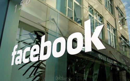 Mạng xã hội Facebook hiện đang chiếm 12% trong tổng doanh thu 186,81 tỷ USD của ngành quảng cáo số toàn cầu. Ảnh: CNBC 