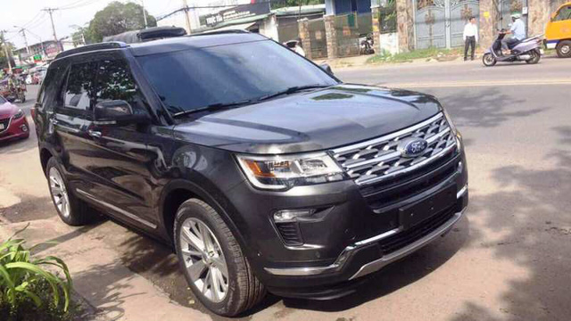 Khách hàng 'kêu trời' vì mua Ford Explorer gần 2,7 tỷ đồng nhưng dịch vụ 'quá tệ'