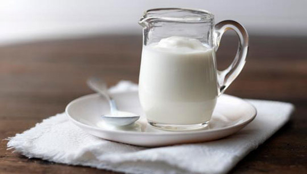 Sữa là thực phẩm giàu dinh dưỡng, cung cấp đường, đạm, canxi, vitamin và chất khoáng. Ảnh minh họa