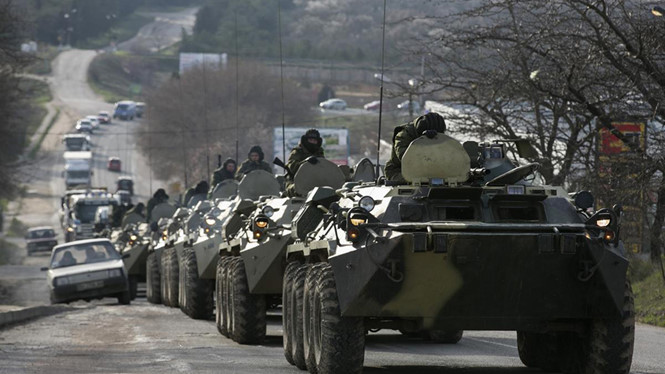 Những tin tức về tình hình Ukraine mới nhất hôm nay đề cập đến việc Nga dồn xe tăng, khí tài về biên giới Ukraine