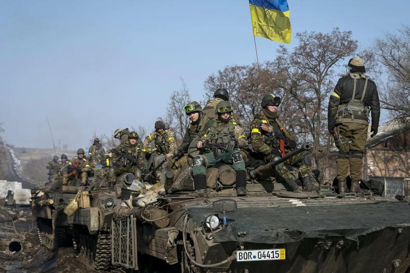 Kiev duy trì vũ khí hạng nặng ở biên giới Crimea, theo những tin tức về tình hình Ukraine mới nhất hôm nay