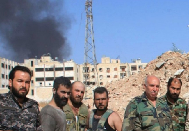ác binh sĩ quân đội Syria trên chiến trường Aleppo
