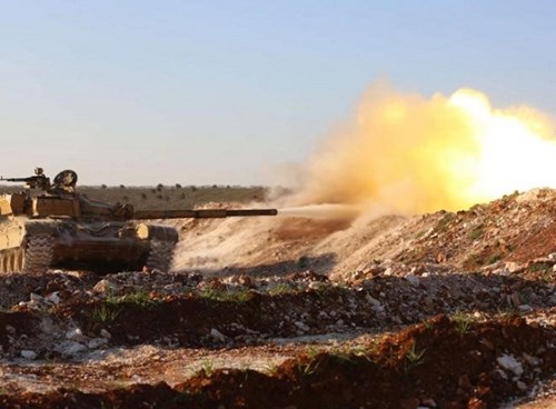 Tình hình chiến sự Syria mới cập nhật: Quân đội Syria nã đạn pháo vào vị trí của bọn khủng bố IS ở phía Đông tỉnh Homs