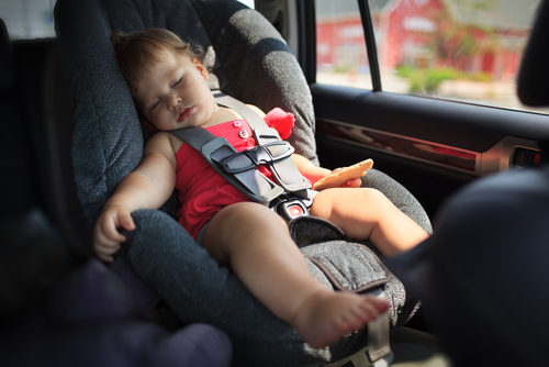 Ghế ngồi ô tô đảm bảo sự an toàn cho trẻ nhưng chúng lại có thể chứa một số hóa chất gây hại