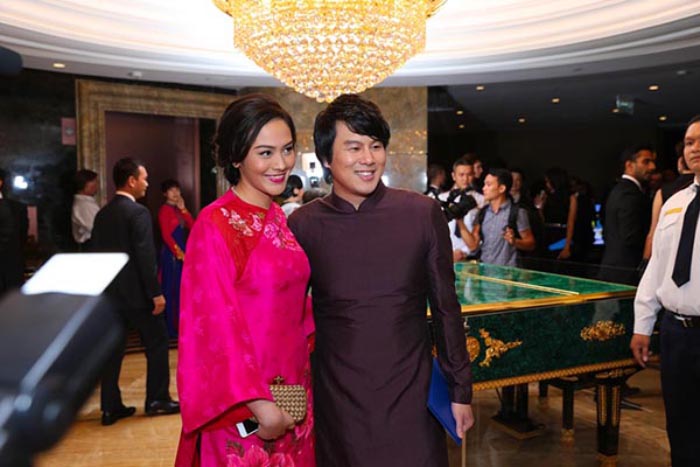 Gia thế ho&agrave;ng tr&aacute;ng của Trương Huệ V&acirc;n