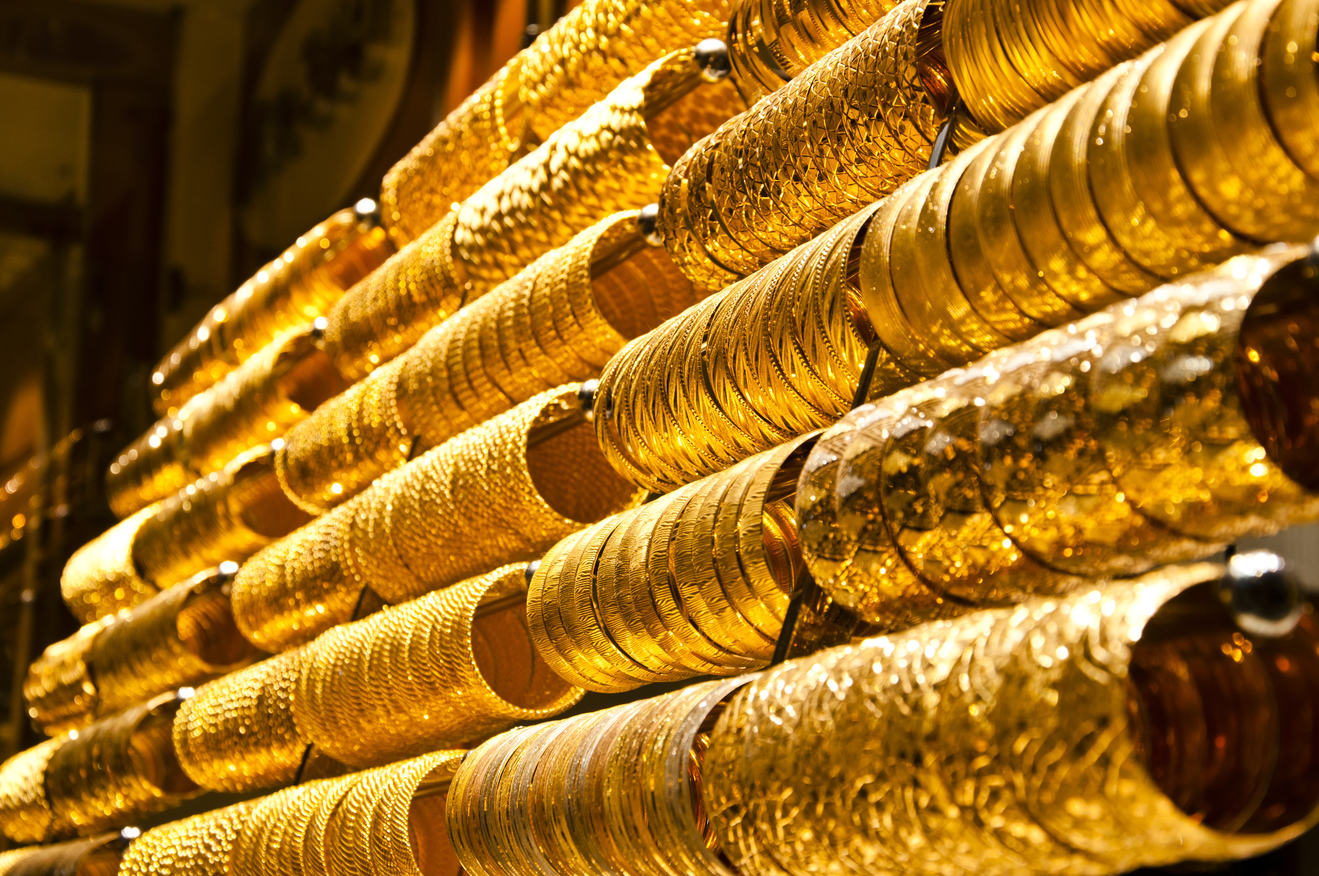 Giá vàng hôm nay ngày 1/11/2015 bất ngờ tăng nhẹ 10.000 đồng/lượng tại thị trường vàng trong nước