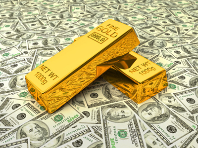 Hiện giá vàng đang phải chịu sức ép lớn từ giá USD và kỳ vọng tăng lãi suất của FED