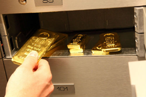 Việc giảm lợi tức và tăng sức mua vàng trên thị trường Trung Quốc đã làm tăng giá vàng hôm nay