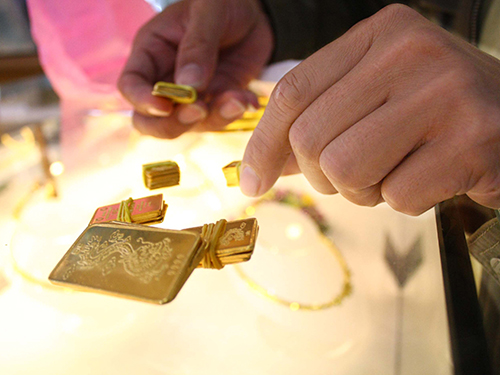 Chênh lệch giữa giá vàng trong nước và giá vàng thế giới hôm nay ở khoảng 1 triệu đồng/lượng