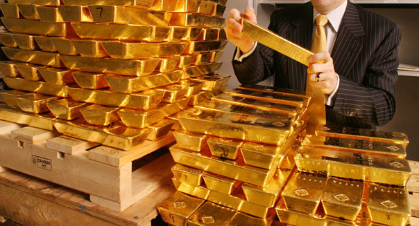 Hiện chênh lệch giữa giá vàng thế giới và giá vàng trong nước đang là 2,7 triệu đồng/lượng