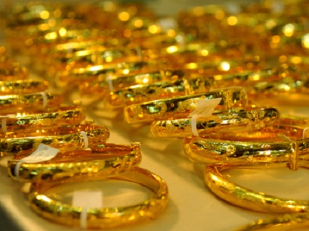 Chênh lệch giữa giá vàng trong nước và giá vàng thế giới vẫn cao hơn mức 4 triệu đồng/lượng