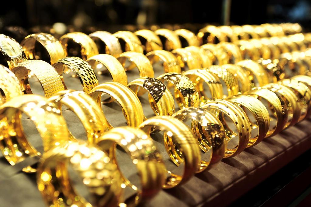 Giá vàng hôm nay ngày 4/7/2016 tăng vọt tới 800.000 đồng/lượng và đang tiến sát tới tới mốc 37 triệu đồng