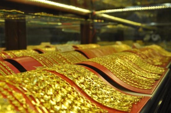 Hiện chênh lệch giữa giá vàng trong nước và giá vàng thế giới đã xuống còn 3,7 triệu đồng/lượng