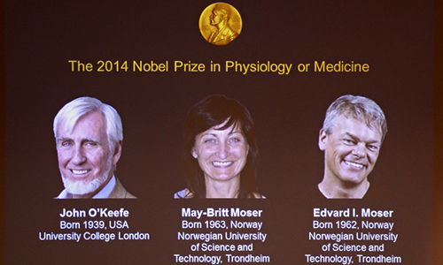 Ba nhà khoa đạt giải Nobel Y học từ trái qua: John O'Keefe, May-Britt Moser và Edvard Moser. Ảnh: AFP