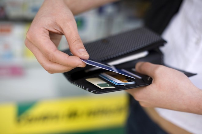 Thanh toán trực tuyến, người tiêu dùng, lừa đảo, thương mại điện tử, thẻ ATM
