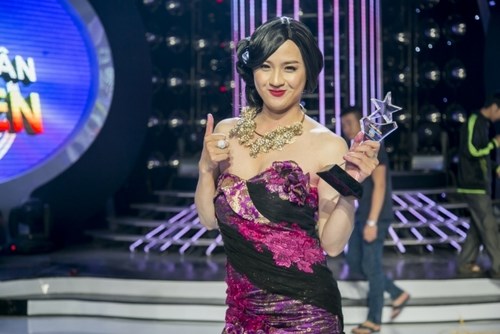 Thanh Duy xuất sắc giành cúp trong đêm thứ 4 chương trình Gương mặt thân quen 2015