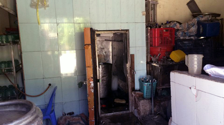 Hầm lạnh bảo quản bia, nơi xảy ra vụ tai nạn điện giất chết người ở Hà Nội