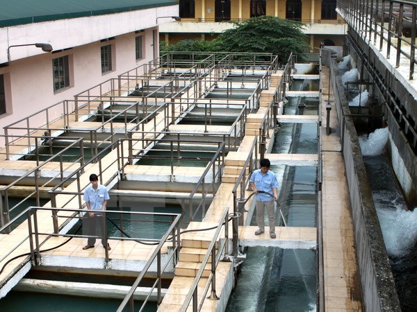 Sản xuất nước sạch ở Công ty kinh doanh nước sạch Hà Nội