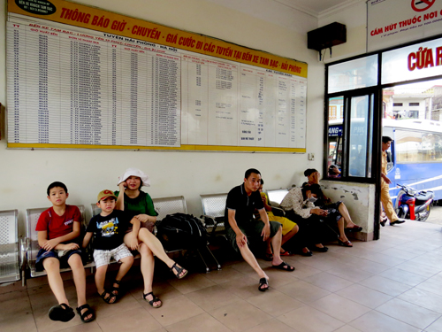 Những vị khách cuối cùng tại bến xe Tam Bạc Hải Phòng