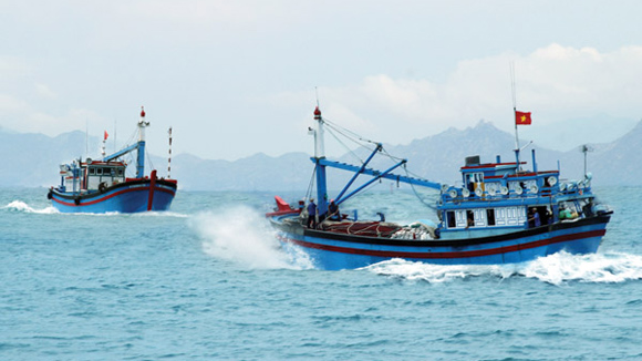 Dù tình hình biển Đông căng thẳng, tàu cá Việt Nam vẫn ra khơi 