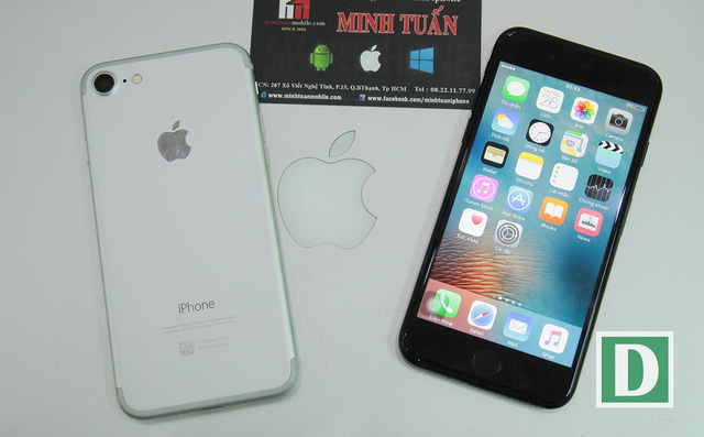 heo chủ hệ thống cửa hàng sở hữu bộ đôi iPhone 7 này, hai chiếc máy đã về Việt Nam từ ngày 24/8 nhưng vì lý do bảo mật của Apple nên anh chưa công bố.  