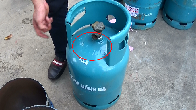 Vấn nạn ‘cắt tai, mài vỏ’ bình gas và động thái của Bộ Công Thương