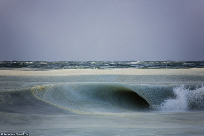Hiện tượng lạ đã xảy ra tại bờ biển Nantucket, Mỹ do thời tiết giá lạnh kéo dài