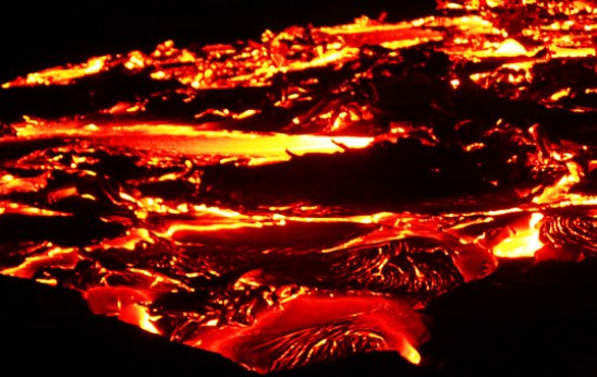 Magma à thành phần chính tạo nên hiện tượng bí ẩn quanh việc núi lửa phun trào