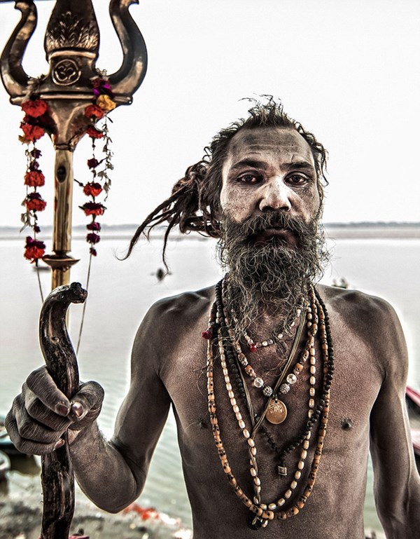 Hiện tượng lạ về bộ tộc ăn thịt người bí ẩn ở Ấn Độ đã thôi thúc nhiều nhiếp ảnh gia đến khám phá