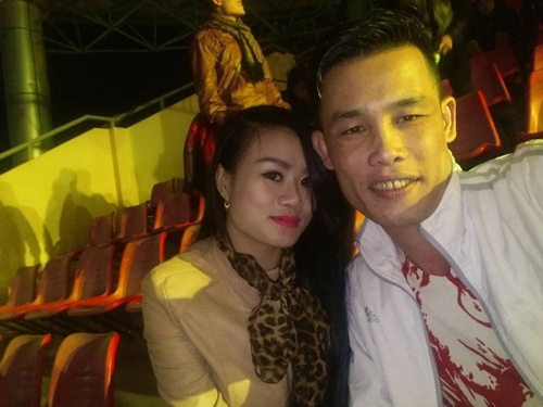 Hiệp Gà bất ngờ khoe người yêu xinh như hotgirl