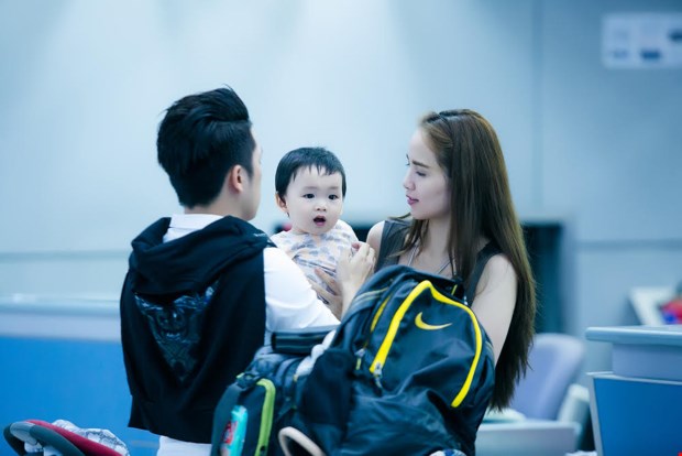 Hoa hậu Diễm Hương cùng chồng và con trai sẽ có tuần trăng mật tại Pháp 