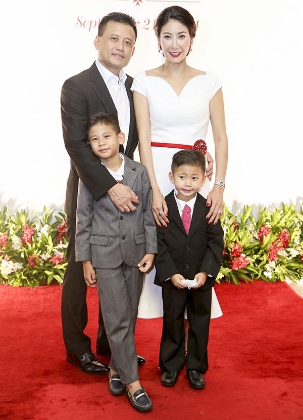 Gia đình hạnh phúc của hoa hậu Hà Kiều Anh 