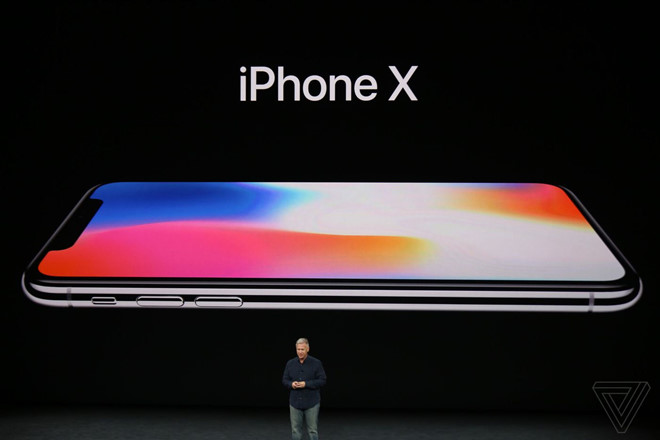 Ít nhất đến tháng 1 năm sau, iPhone X mới có thể lên kệ tại các cửa hàng Apple?