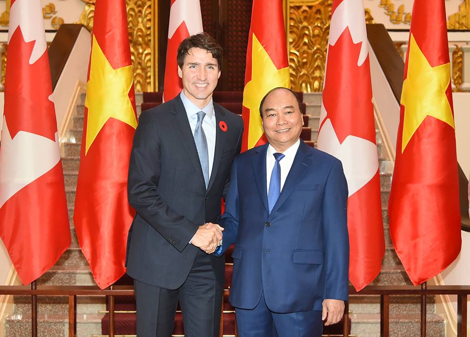 Lãnh đạo điển trai nhất thế giới - Thủ tướng Canada vừa đến Việt Nam tham dự APEC 2017