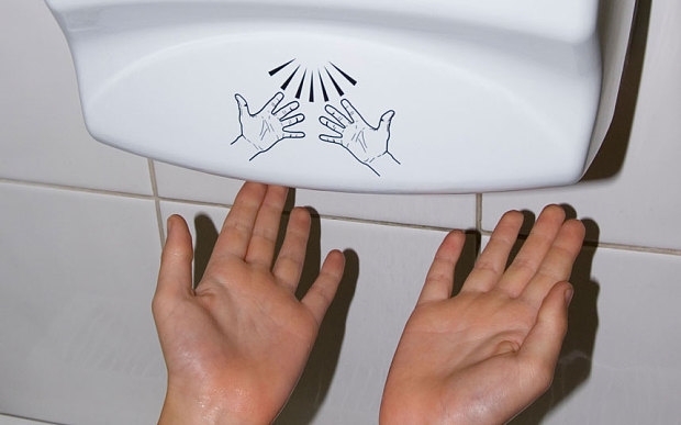 Bạn sẽ không bao giờ muốn sử dụng máy sấy khô tay trong nhà vệ sinh công cộng nếu biết điều này