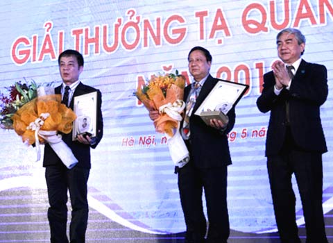 Danh sách trao giải thưởng Tạ Quang Bửu năm 2015 gồm 4 nhà khoa học
