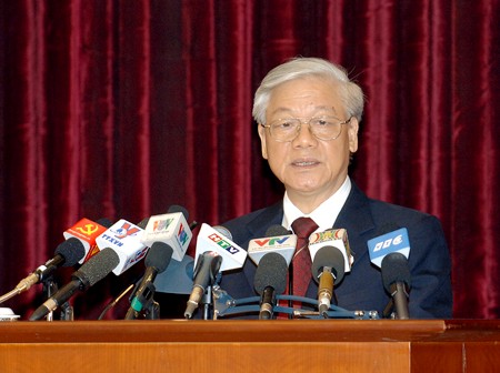 Tiếp tục lấy phiếu t&iacute;n nhiệm c&aacute;c chức danh quan trọng của Đ&agrave;ng v&agrave; Nh&agrave; nước. Trong ảnh l&agrave; Tổng B&iacute; thư Nguyễn Ph&uacute; Trọng