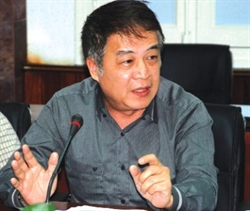 Nhà khoa học đầu ngành được tăng lương gấp 2. Trong ảnh là GS Nguyễn Hữu Việt Hưng, người đạt giải Tạ Quang Bửu