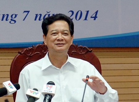 Thời gian làm thủ tục hải quan Việt Nam gấp 2 lần khu vực - Thủ tướng Nguyễn Tấn Dũng phát biểu