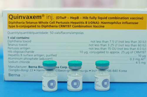 Bộ Y tế ngừng tiêm vắc xin 5 trong 1 Quinvaxem vào cuối tháng 5/2018