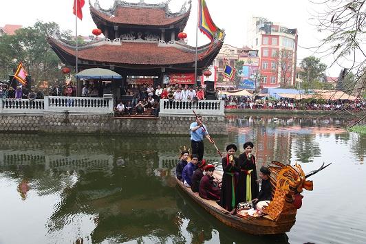 là lễ hội lớn của vùng, thể hiện một cách sâu nhất văn hóa nghệ thuật và tín ngưỡng tâm linh của người dân xứ Kinh Bắc.