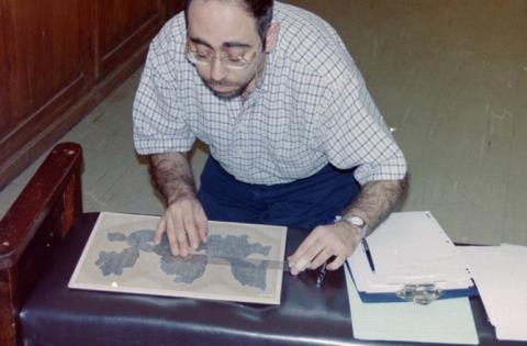Tiến sĩ Wael Sherbiny đang cố gắng tái dựng cuốn Book of the Dead của người Ai Cập cổ đại